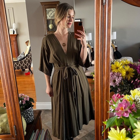 Meet your Posher, Brittany - Picture 2 of 2